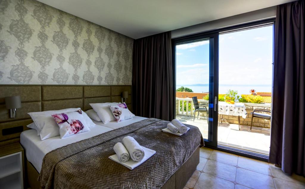 Villa Lenka and Mate Ivanac - 1