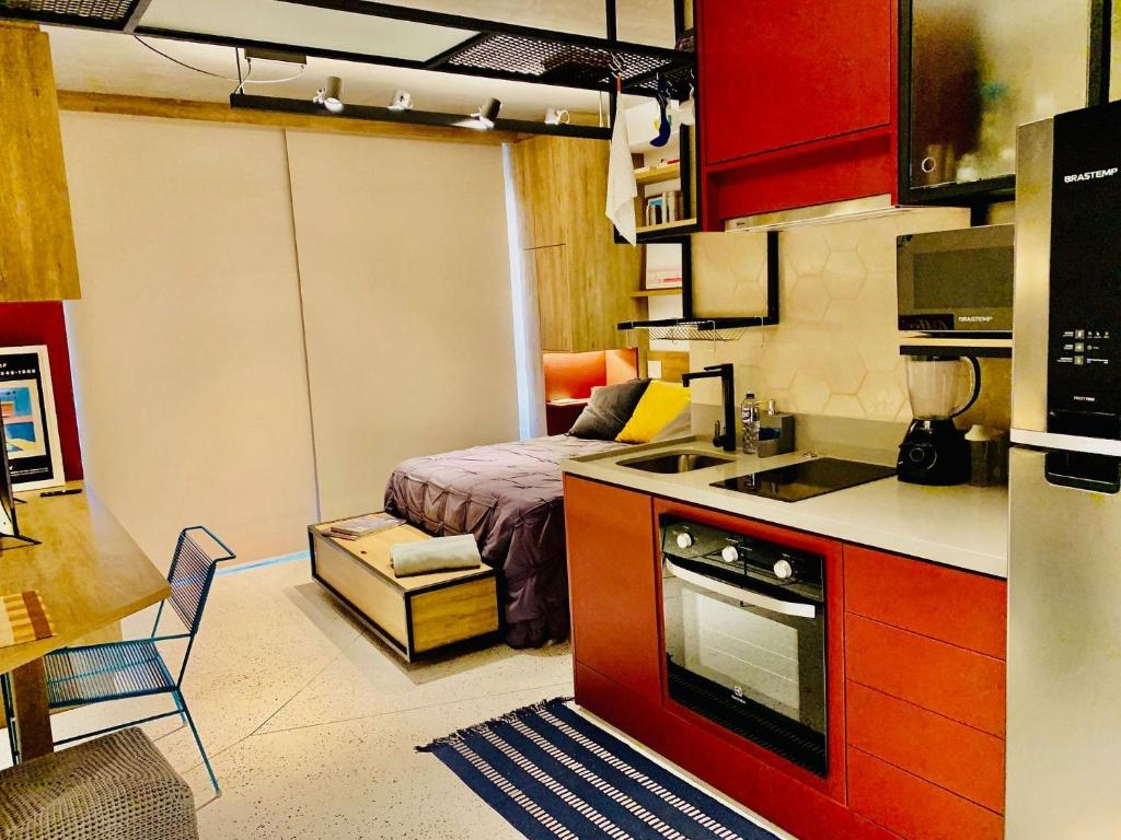  STUDIO LUXO LARGO DO AROUCHE BK30 CD1012