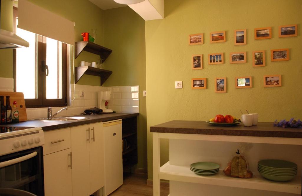 Kuchyň nebo kuchyňský kout v ubytování Sevastie’s home