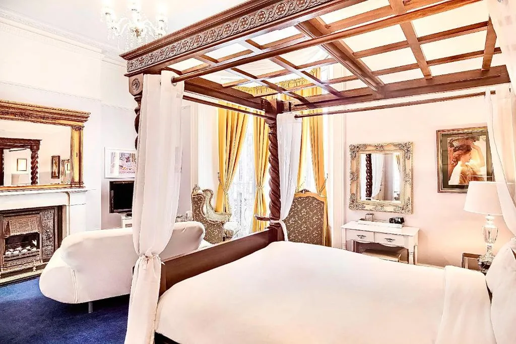 OTTO - Court Craven Hotel, Brighton and Hove, United Kingdom