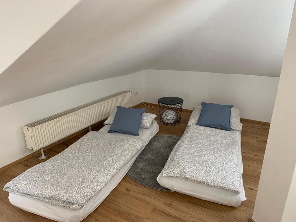Postel nebo postele na pokoji v ubytování Fürthpartments
