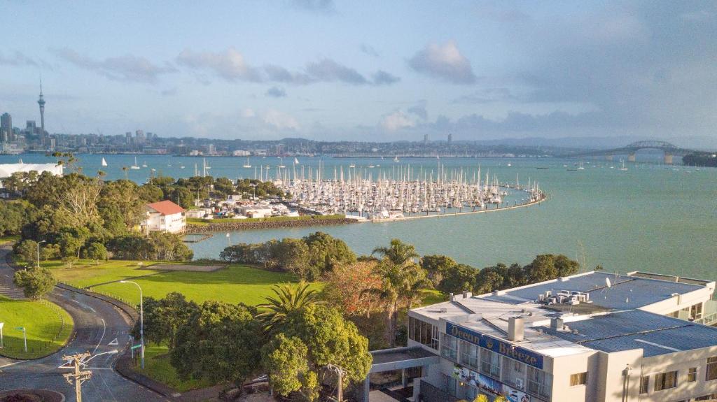 Ocean Breeze Hotel - Resim 42