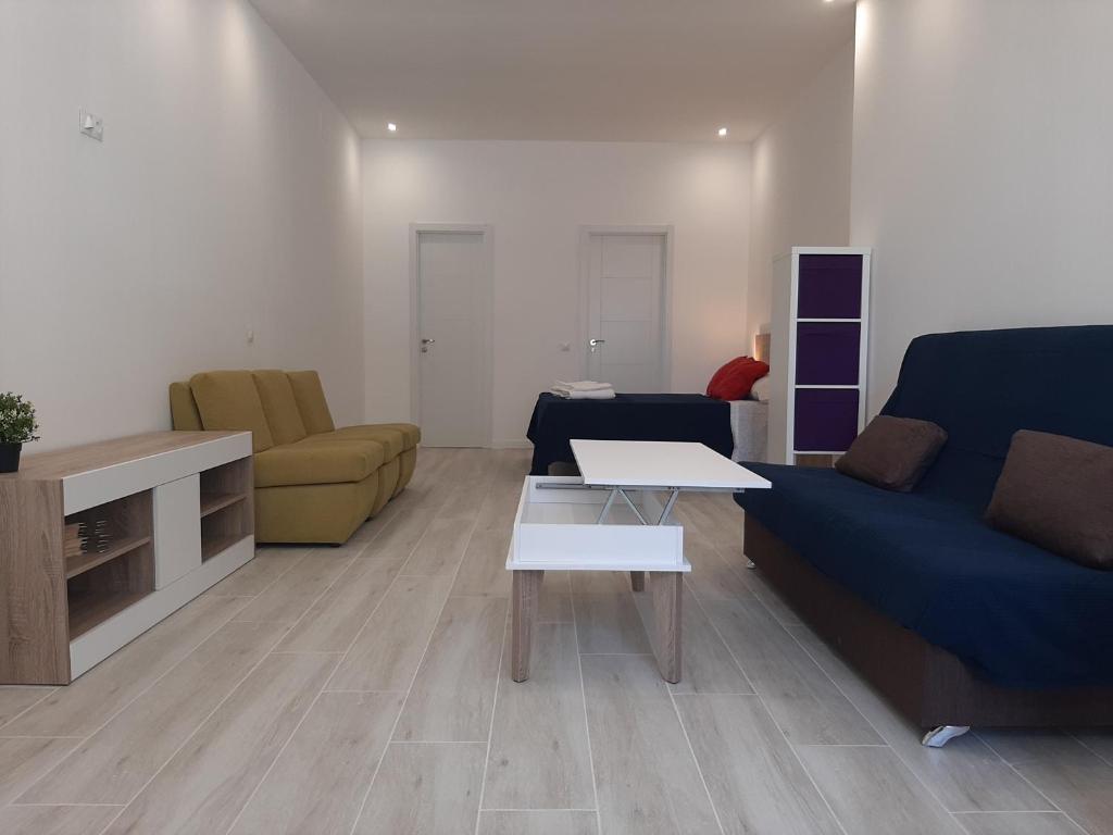 Część wypoczynkowa w obiekcie MÁLAGA VELARDE cENTER