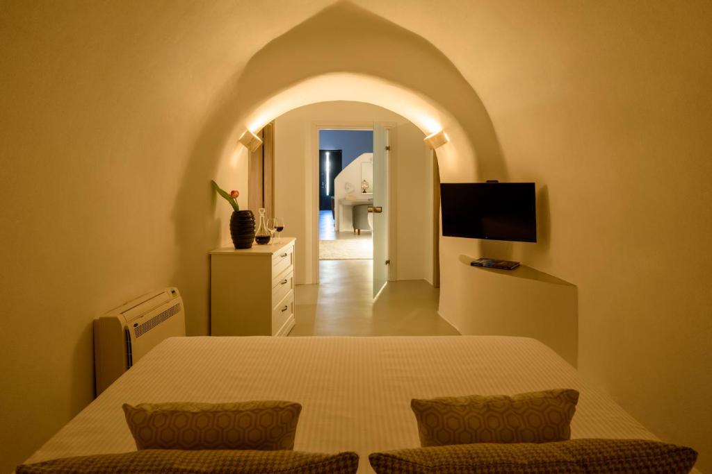 TV a/nebo společenská místnost v ubytování White Dream Suites