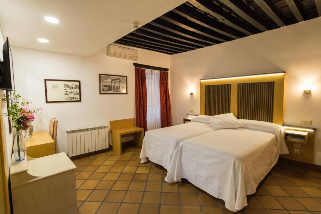 Antika Snoga - Chambre Jumelle Avec Salle De Bain Privée