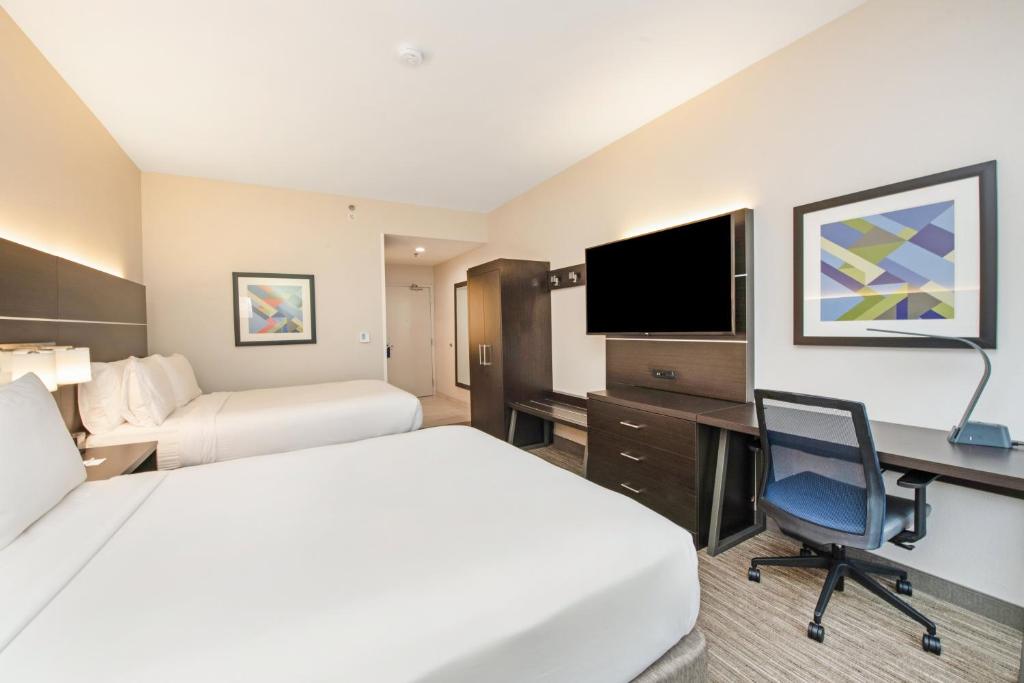 Holiday Inn Express - Delafield by IHG - Error