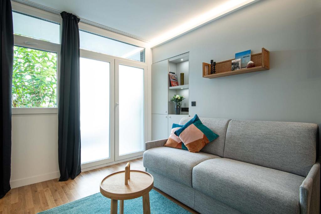 NEW - Superbe 1 Bdr Appt - Design 60'S - Paris 15e - One-Bedroom Apartment