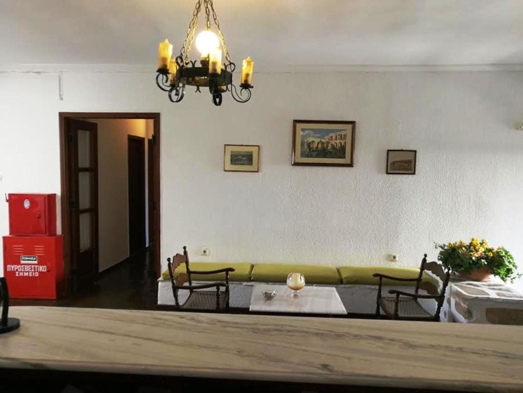 Posezení v ubytování Asterias Hotel - Seafront