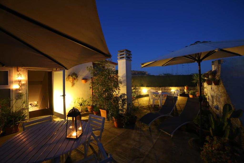 Patio alebo iná vonkajšia časť ubytovania Bed & Breakfast Idomeneo 63