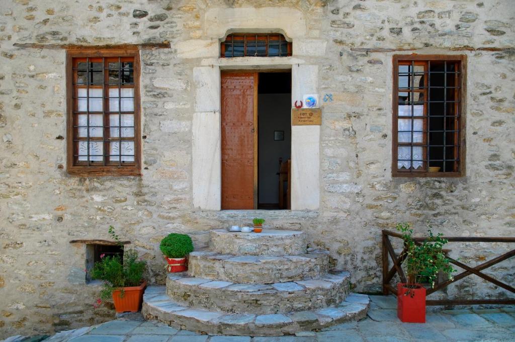 Exteriér nebo vchod ubytování Alatinos