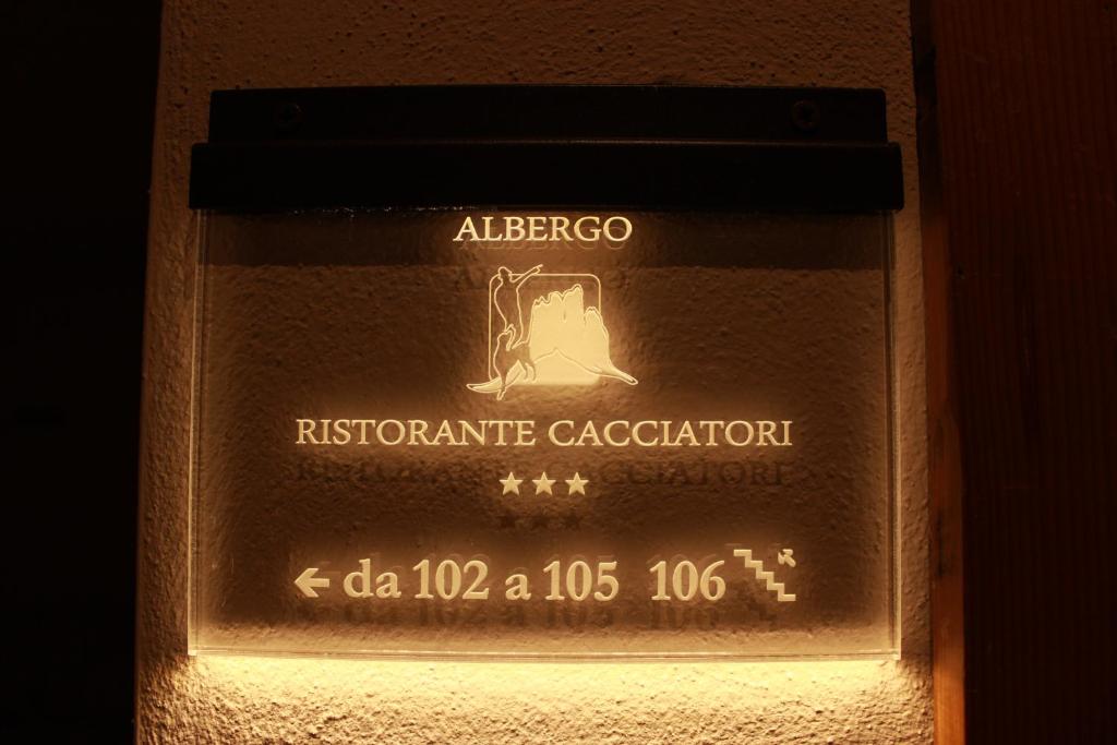 Certifikát, ocenenie alebo iný dokument vystavený v ubytovaní Albergo Ristorante Cacciatori