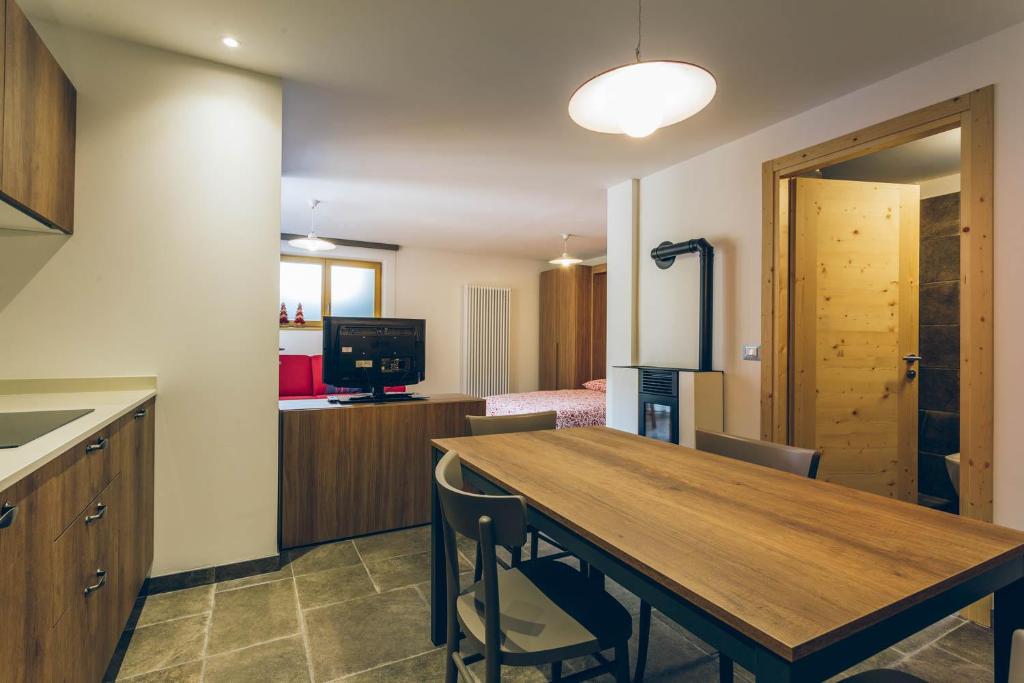 Cucina o angolo cottura di Chalet Valcanale