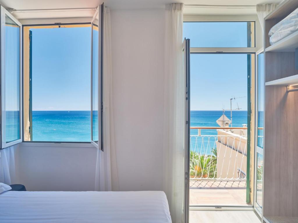 Hotel Medusa - Double Or Twin Room With Balcony And Sea View