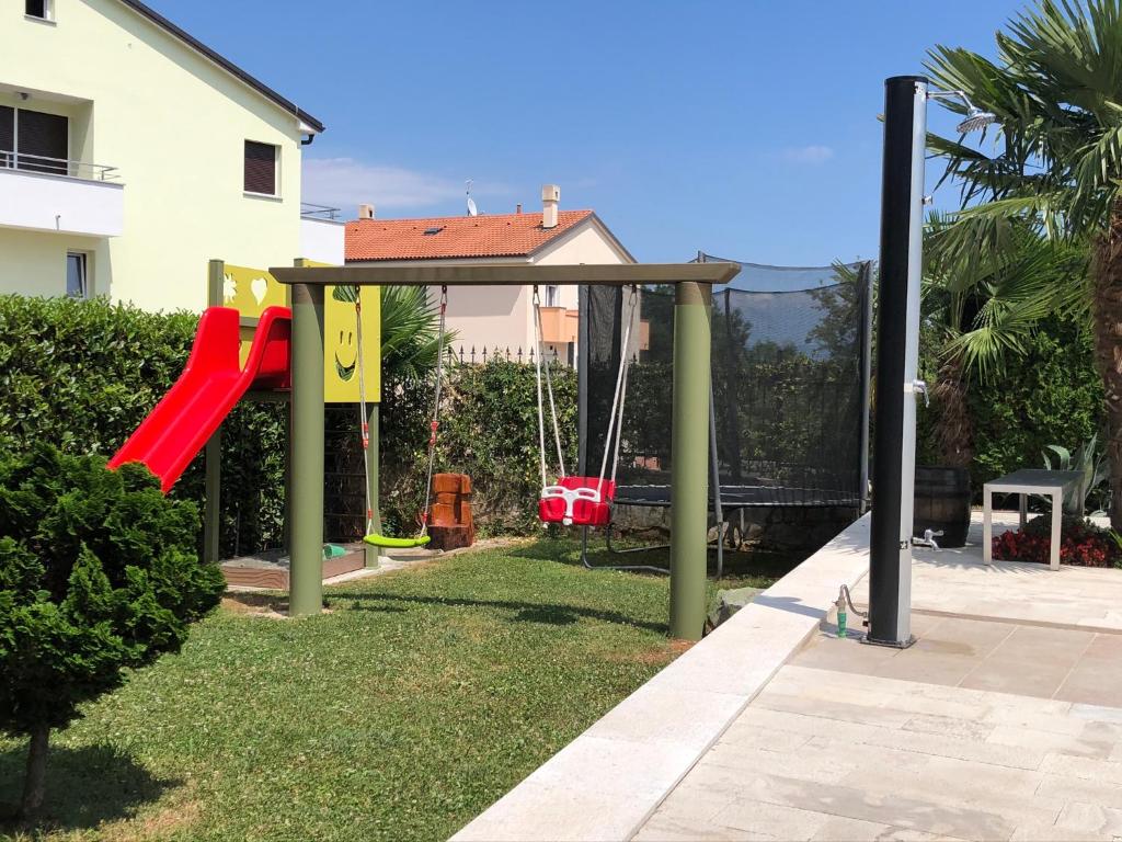 Herní místnost nebo prostor pro děti v ubytování Apartmani Učka