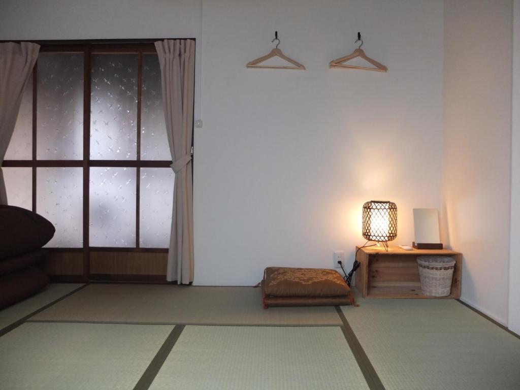 Posezení v ubytování YOMOGI GUESTHOUSE