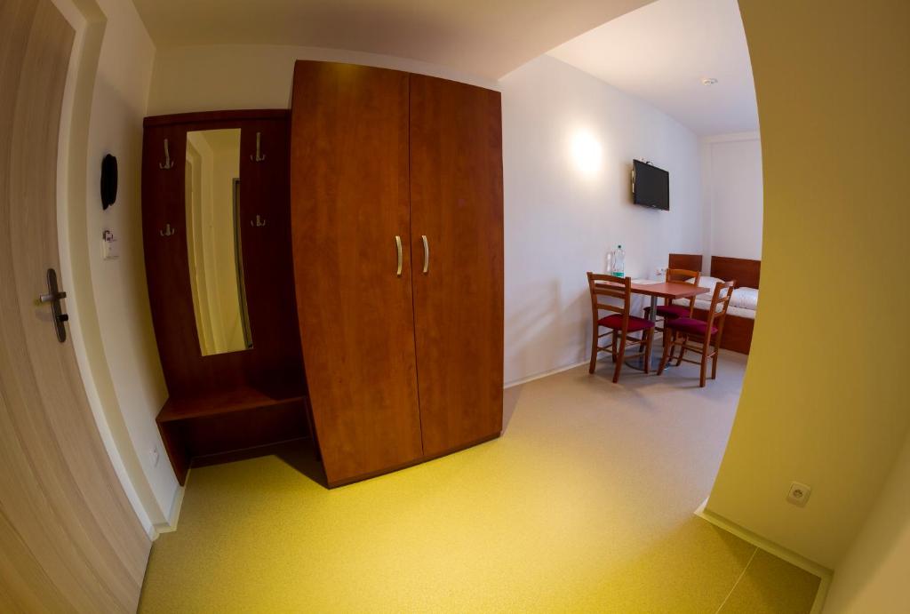 Sport Hotel Ceské Budejovice - Resim 23