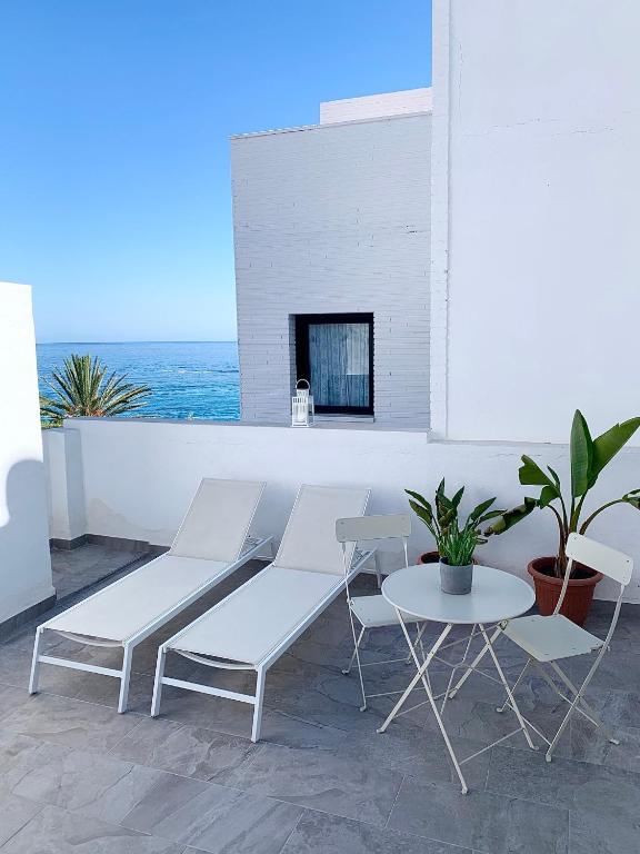 Easy Nerja Beach House, Nerja – Updated 2023 Prices