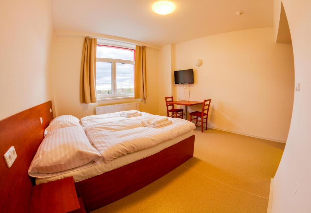 Sport Hotel Ceské Budejovice - Resim 24