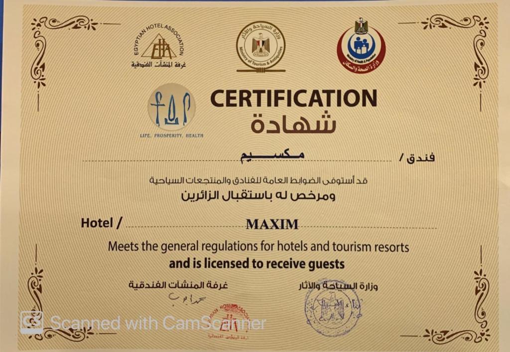 Certifikát, hodnocení, plakát nebo jiný dokument vystavený v ubytování Maxim Hotel