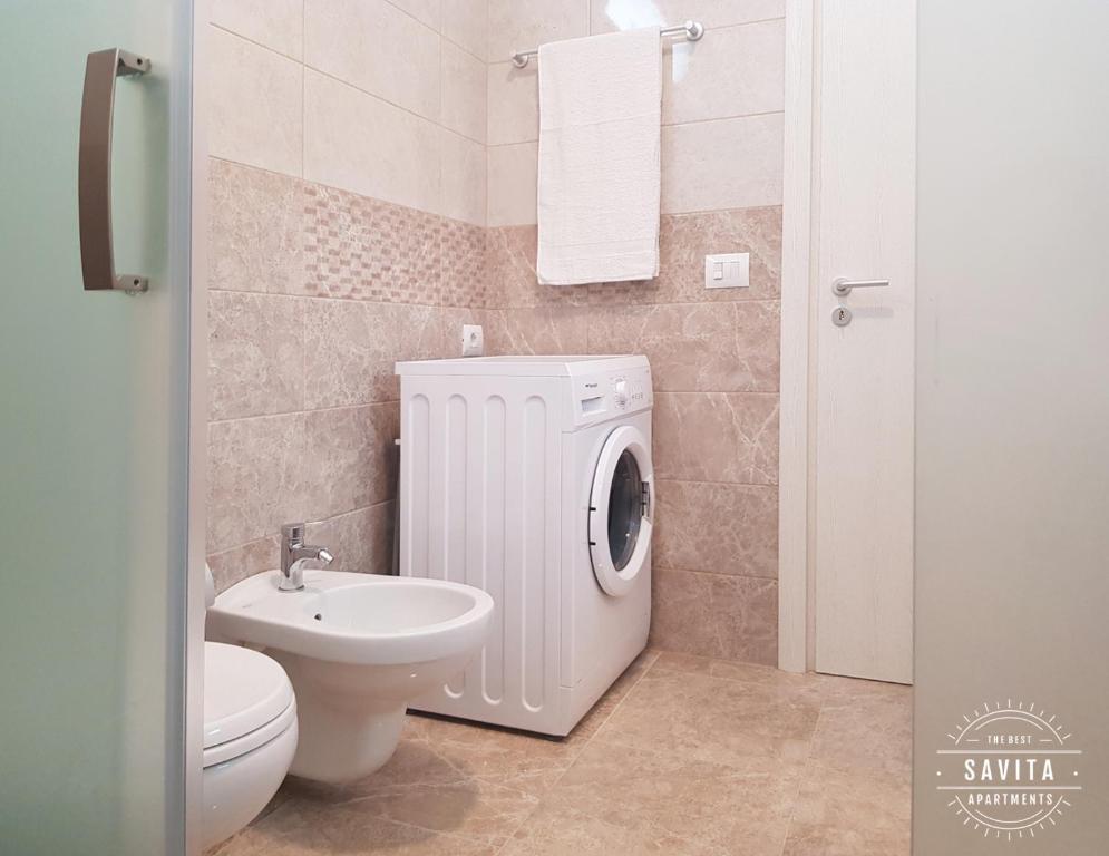 Koupelna v ubytování Gjiri i Lalzit - Vila Savita - Perla Resort