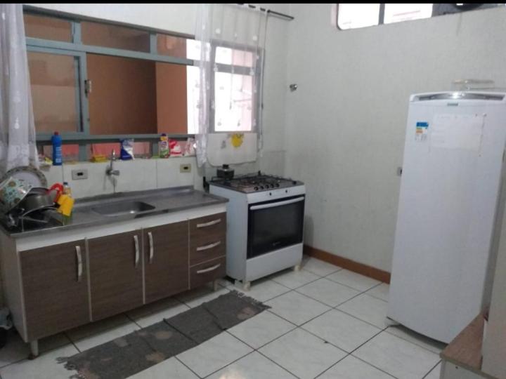  Próximo a UEM com Café da Manhã