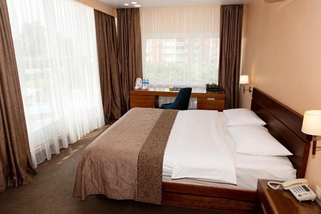 Hotel Olympic - Standard Double Room