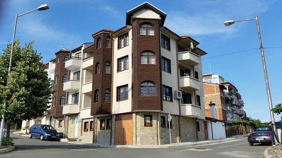 Budova, kde se apartmán nachází