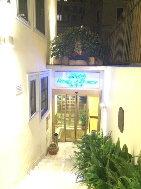 Fotografie z fotogalerie ubytování Hotel Principe Di Piemonte v Římě
