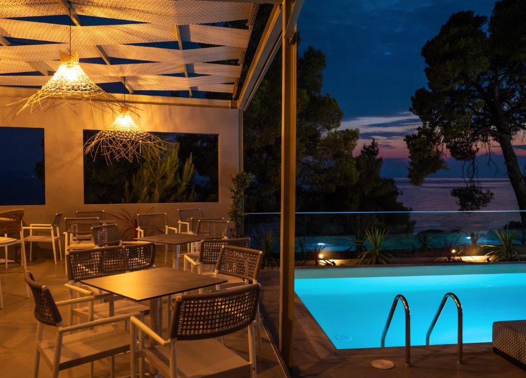 Bazén v ubytování Casa Bloo Adults Only nebo v jeho okolí