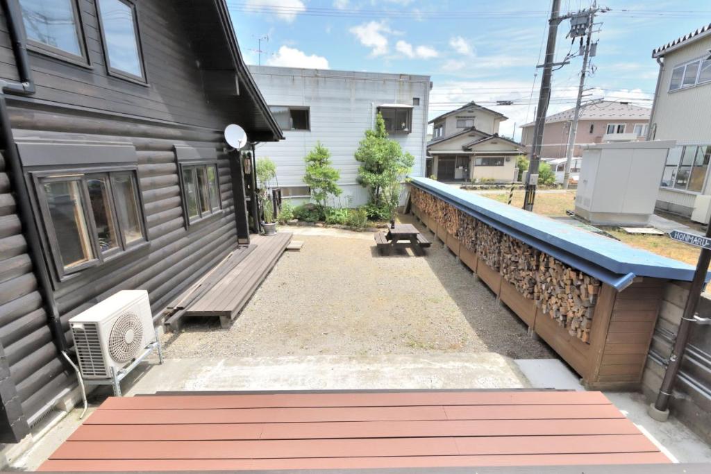 Fotografie z fotogalerie ubytování Carrefour Guesthouse カルフール ゲストハウス v destinaci Yokamachi