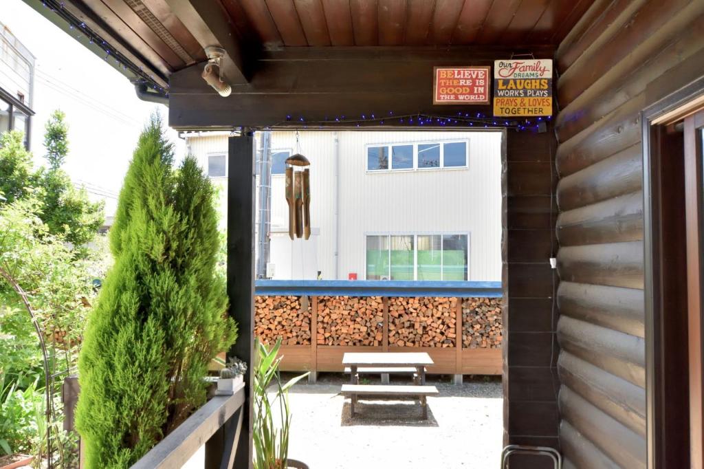 Zahrada ubytování Carrefour Guesthouse カルフール ゲストハウス
