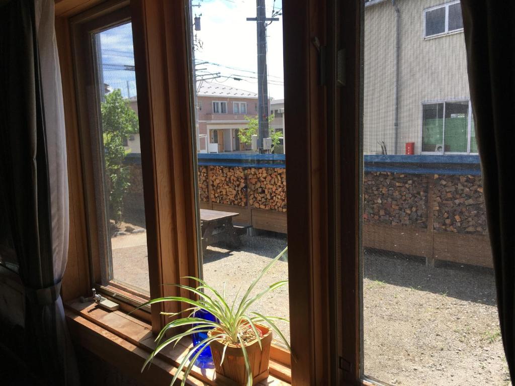 Fotografie z fotogalerie ubytování Carrefour Guesthouse カルフール ゲストハウス v destinaci Yokamachi