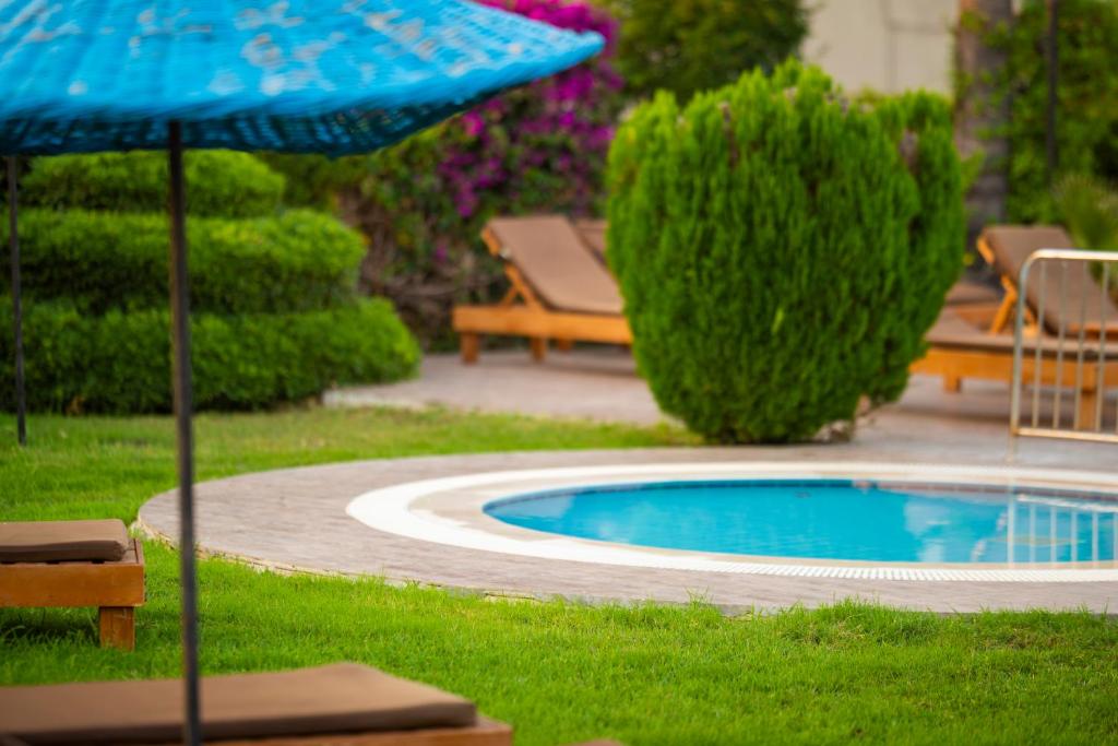 Bazén v ubytování Golden Moon Hotel nebo v jeho okolí