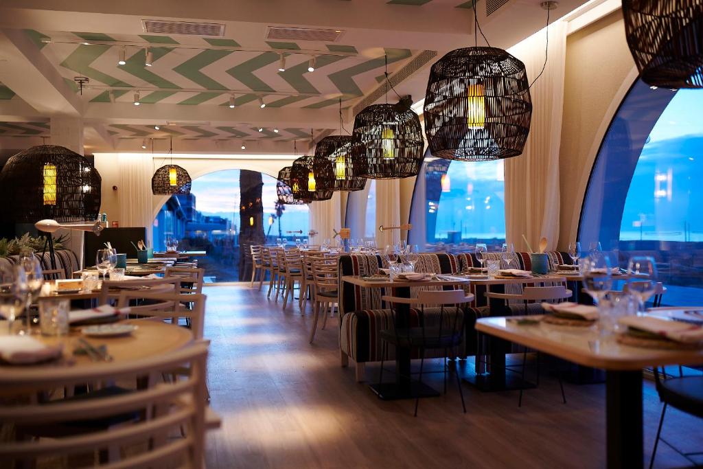 Restaurace v ubytování Hotel Playafels