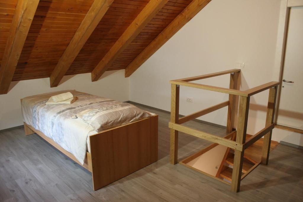 Postel nebo postele na pokoji v ubytování Apartments Jez