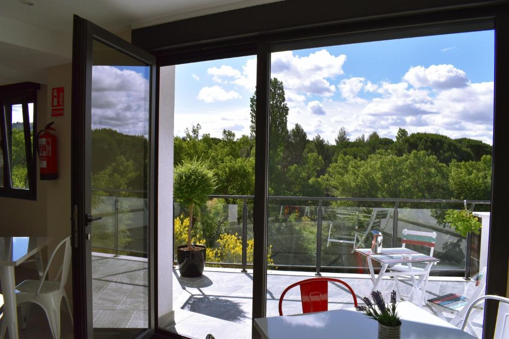 Balkón nebo terasa v ubytování ALBERGUE HOSTING DUERO