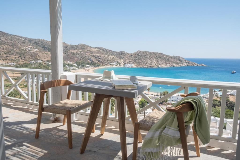 Far Out Hotel & Spa - 10