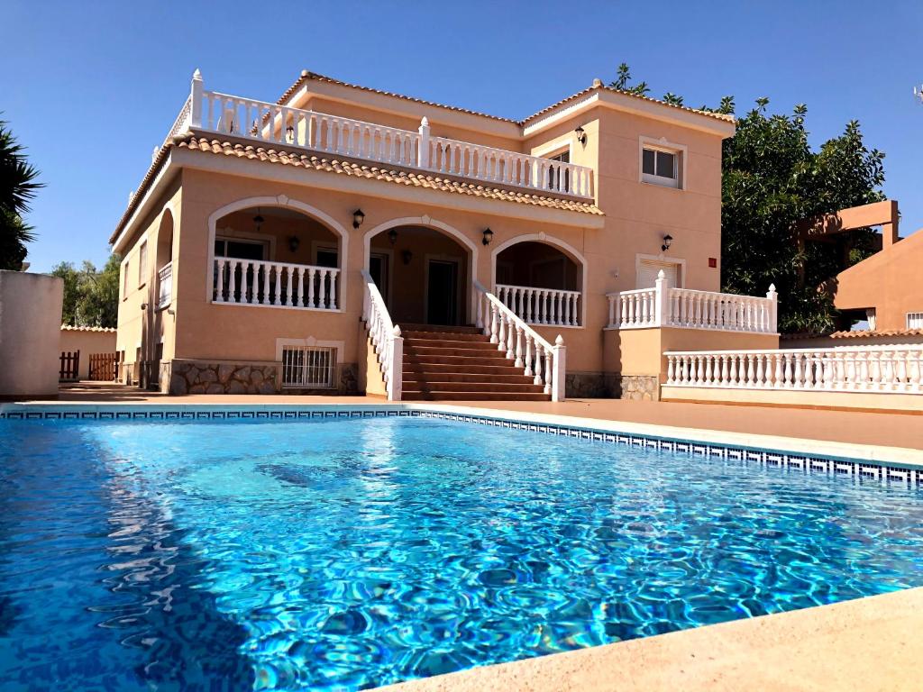 Villa La Zenia, Orihuela-Costa – Bijgewerkte prijzen 2022