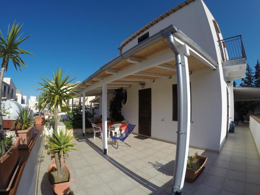 RESIDENCE 3 STARs SAN VITO LO CAPO - Apartamento De 2 Quartos Com Varanda