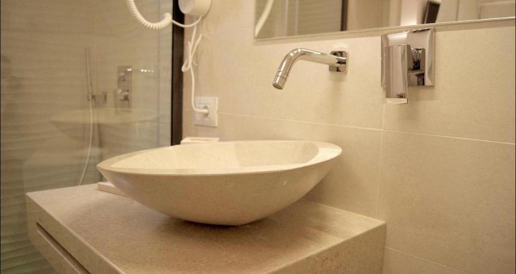 La Maison Barbin - Double Room With Private Bathroom - No Window