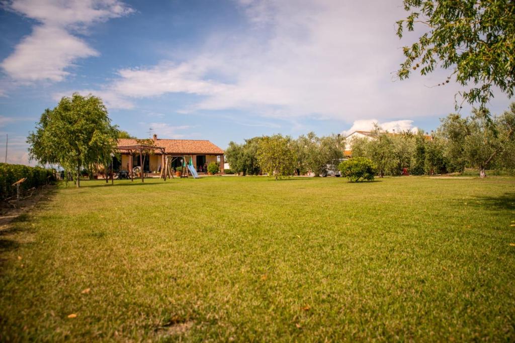 Ogród w obiekcie Agriturismo Corte degli Angeli