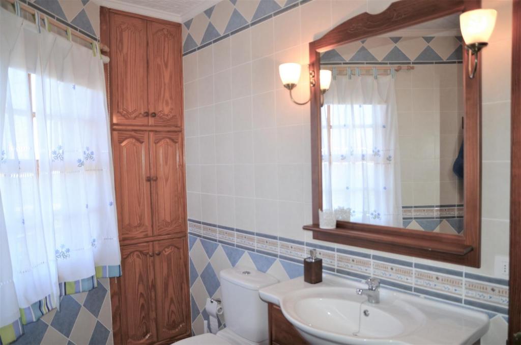 Koupelna v ubytování Casa Nine con piscina Vacacional La Palma