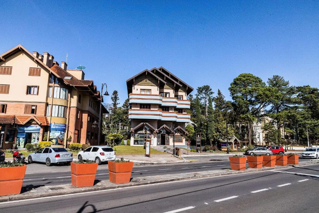  LOCAR-IN GRAMADO Cobertura Duplex Centro