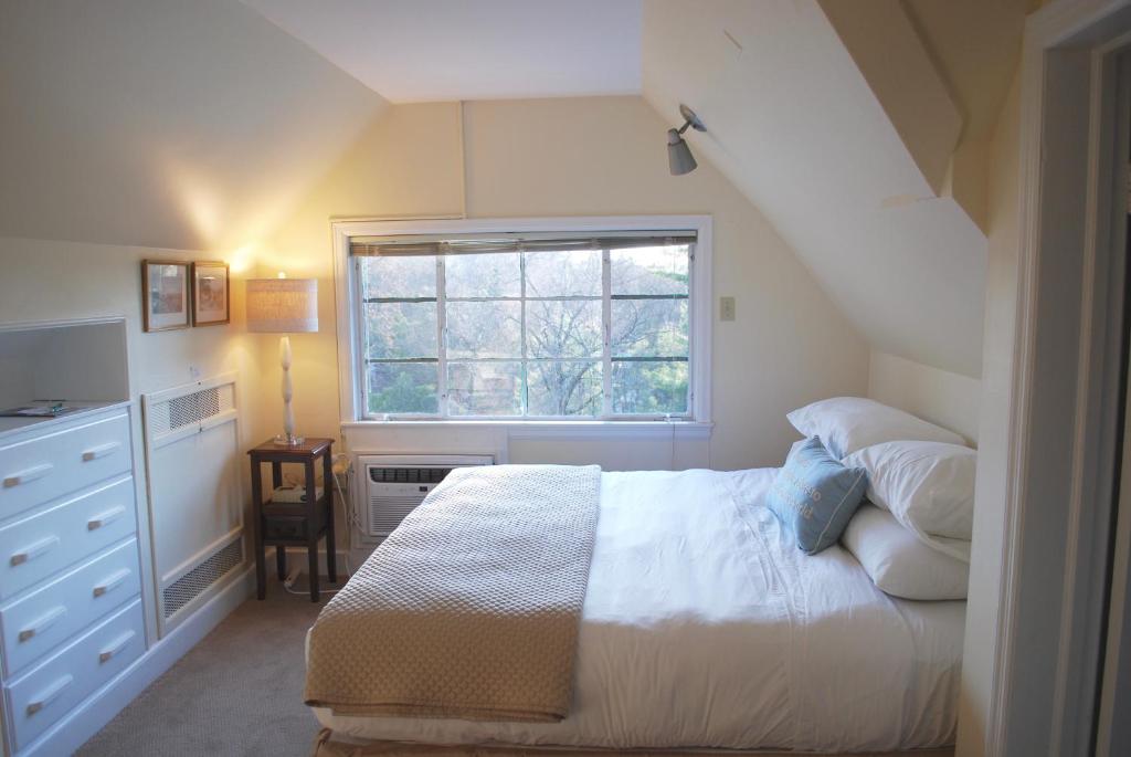 Anne's Washington Inn - Standaard King Kamer