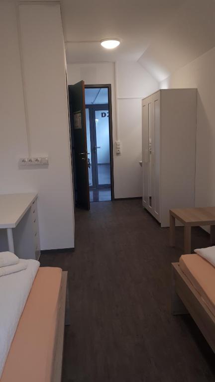 Postel nebo postele na pokoji v ubytování Jugendherberge Innsbruck - Youth Hostel