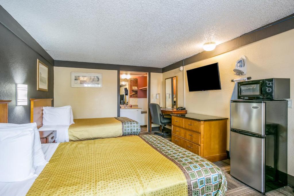 Scottish Inns Harrisburg-Hershey South - Tweepersoonskamer Met Twee Tweepersoonsbedden - Roken