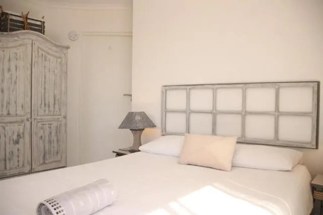 1 Omega, Cape Town, South Africa