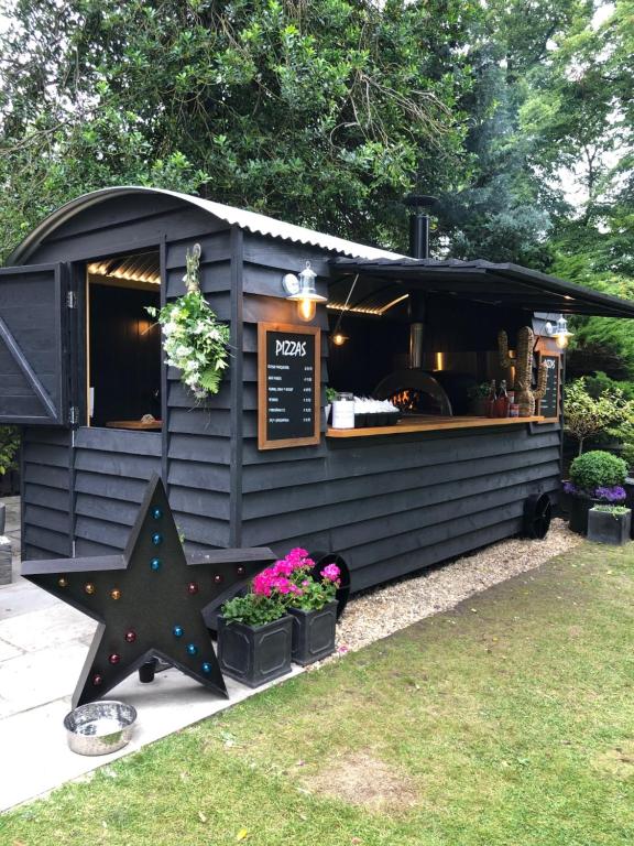 The Churchill Hotel - Resim 12