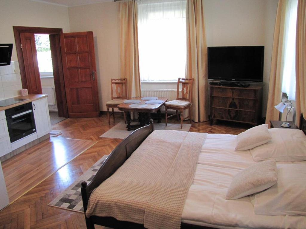 Apartamenty Słupskie - Deluxe King Studio