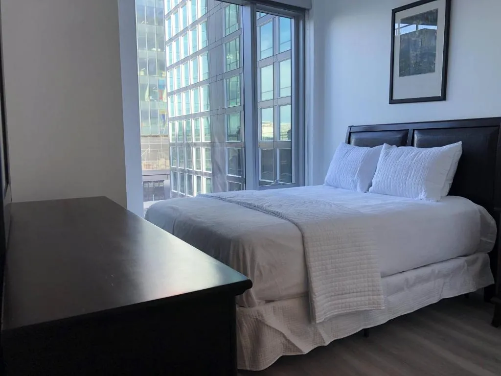 West End Corporate Lux 30 Day Rental, Boston, United States